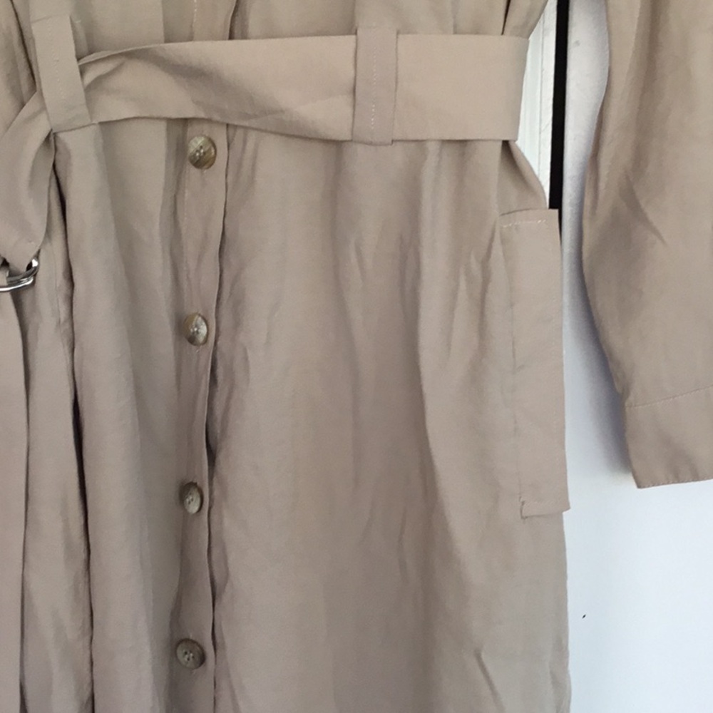 Buttoned dress - Picture 7 of 7